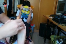 小黄校服妹子挠小脚丫 - A62